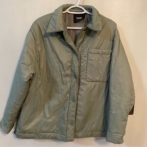 Pull & Bear sage green shacket jacket snap small oversize
